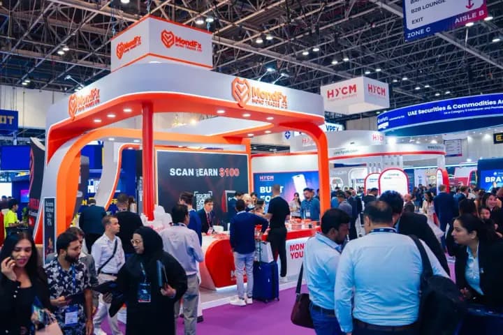 Meeting Visitors at the MondFX Booth in Dubai